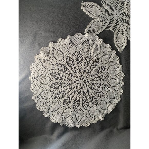 Vintage Handcrafted Lace Doilies Set Of 2 Decorative Table Accents - Picture 7 of 13